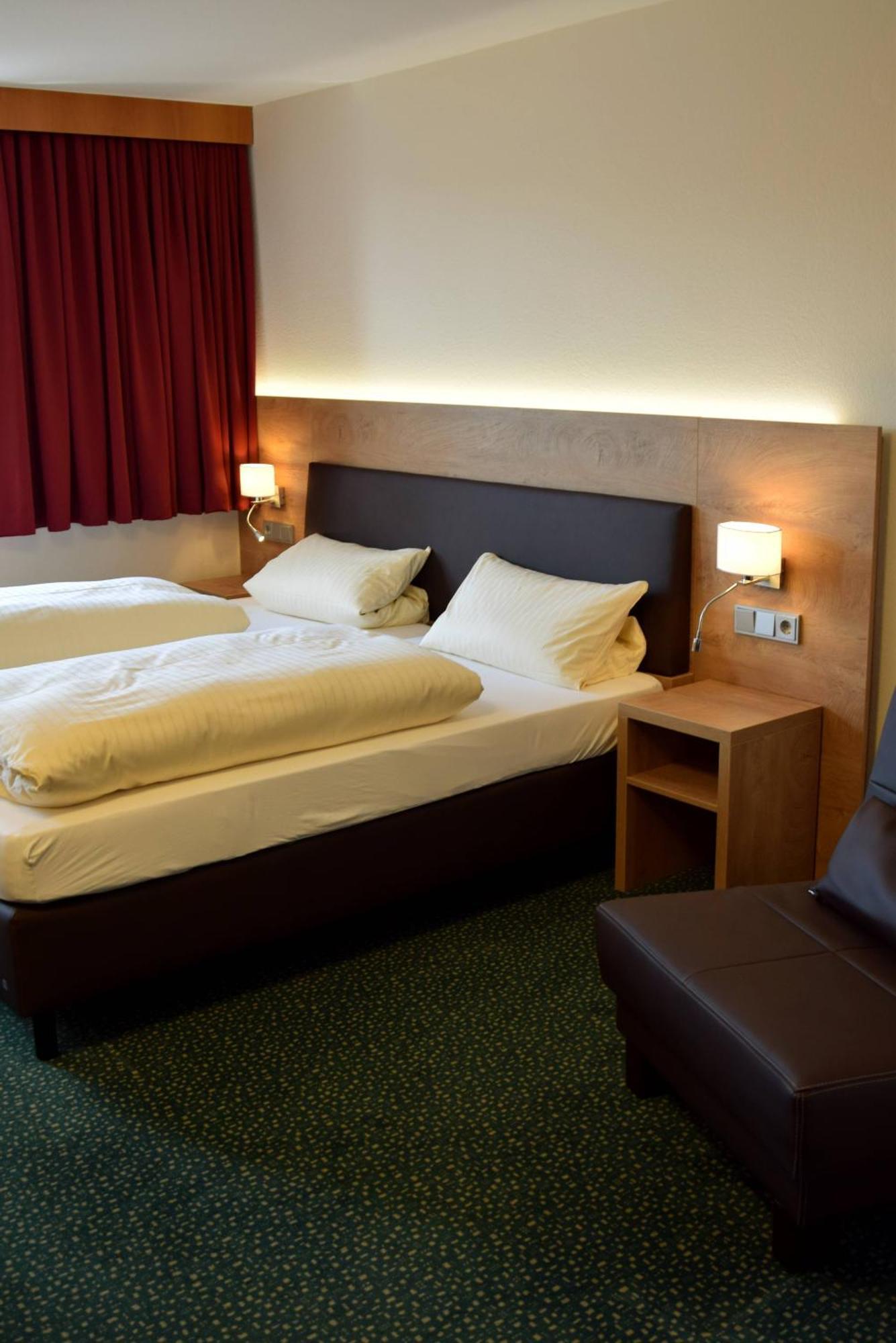 Hotel Gasthof Zum Loewen Velburg Pokój zdjęcie